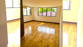 4 Bedroom House for rent in San Lorenzo, Metro Manila near MRT-3 Ayala