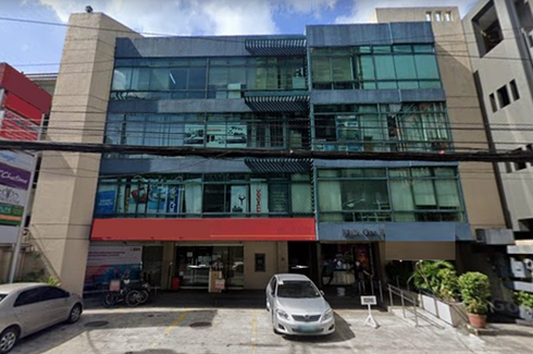 Commercial for rent in San Lorenzo, Metro Manila near MRT-3 Ayala