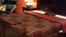 2 Bedroom Condo for sale in San Lorenzo, Metro Manila near MRT-3 Ayala