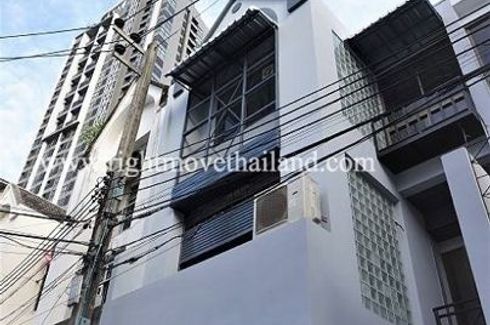 6 Bedroom Commercial for rent in Phra Khanong, Bangkok near BTS Phra Khanong