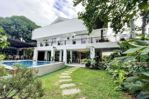 6 Bedroom House for sale in Merville, Metro Manila