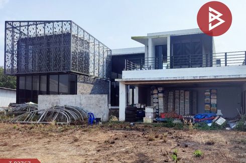 Warehouse / Factory for sale in Pranit, Trat