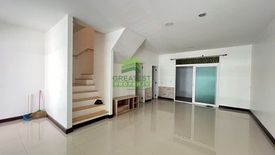 3 Bedroom Townhouse for sale in Thawi Watthana, Bangkok