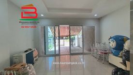 5 Bedroom Townhouse for Sale or Rent in Bang Phueng, Samut Prakan