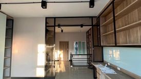 4 Bedroom Townhouse for Sale or Rent in Nuan Chan, Bangkok
