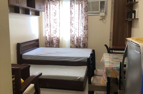 Condo for rent in Blue Residences, Apad, Quezon
