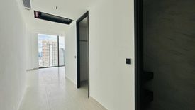 3 Bedroom Condo for sale in Tait 12, Silom, Bangkok near BTS Saint Louis