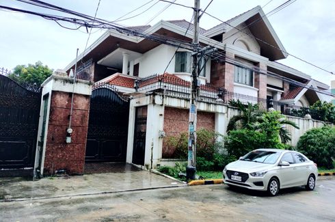 8 Bedroom House for sale in Manresa, Metro Manila