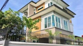 4 Bedroom House for Sale or Rent in Sam Sen Nok, Bangkok near MRT Phawana