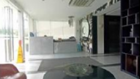 Condo for sale in Batasan Hills, Metro Manila