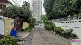 Land for sale in Khlong Tan Nuea, Bangkok