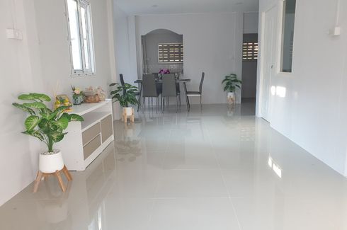 2 Bedroom Townhouse for sale in Pa Daet, Chiang Mai