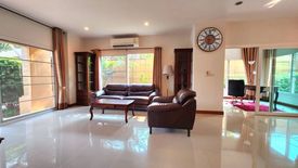 4 Bedroom House for sale in Wat Ket, Chiang Mai