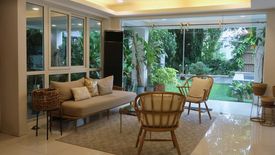 6 Bedroom House for sale in Merville, Metro Manila