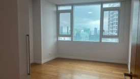 2 Bedroom Condo for rent in Urdaneta, Metro Manila near MRT-3 Ayala