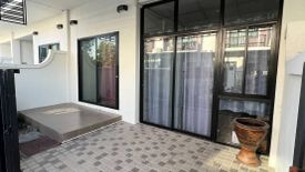 3 Bedroom Townhouse for Sale or Rent in Ban Puek, Chonburi