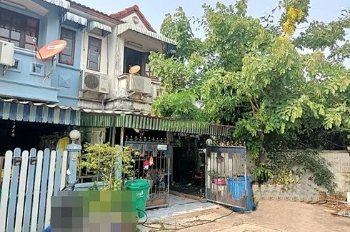 2 Bedroom Townhouse for sale in Bang Chan, Bangkok