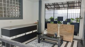 4 Bedroom House for rent in Bel-Air, Metro Manila