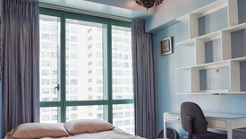 2 Bedroom Condo for rent in EIGHT FORBESTOWN ROAD, Bagong Tanyag, Metro Manila