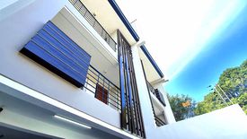 4 Bedroom House for sale in Central, Metro Manila