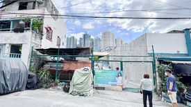 Land for sale in Urdaneta, Metro Manila near MRT-3 Ayala