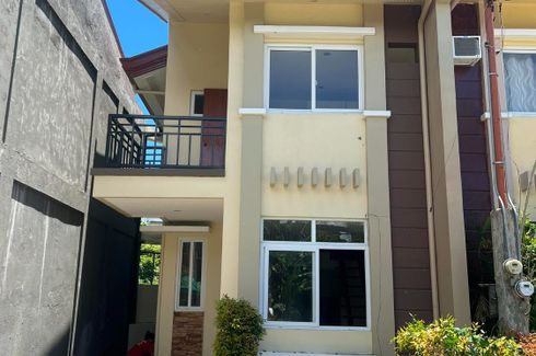 3 Bedroom Townhouse for sale in Basak, Cebu