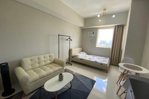 2 Bedroom Condo for sale in Addition Hills, Metro Manila