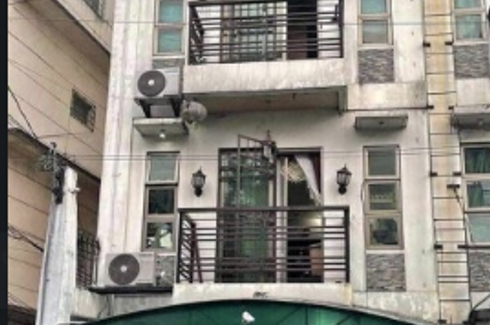 4 Bedroom Townhouse for sale in Hagdang Bato Itaas, Metro Manila