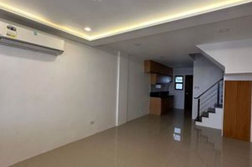 3 Bedroom Townhouse for sale in Poblacion, Metro Manila