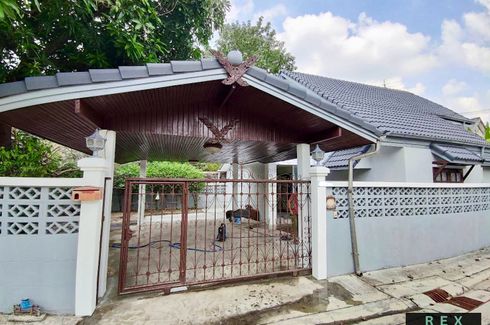 3 Bedroom House for sale in Lat Phrao, Bangkok