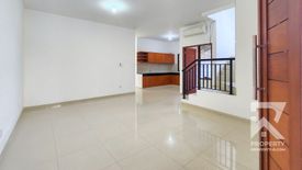 Rumah dijual atau disewa dengan 3 kamar tidur di Dauh Puri, Bali