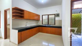Rumah dijual atau disewa dengan 3 kamar tidur di Dauh Puri, Bali