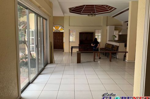 250 Bedroom House for rent in Banilad, Cebu