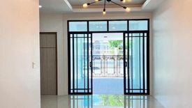 2 Bedroom House for sale in Talat Nuea, Phuket