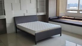 4 Bedroom Condo for sale in Tambo, Metro Manila