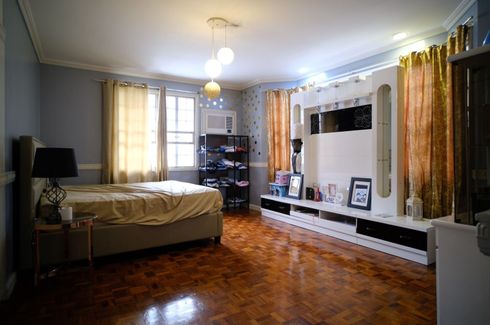4 Bedroom House for sale in Pasadeña, Metro Manila near LRT-2 Gilmore