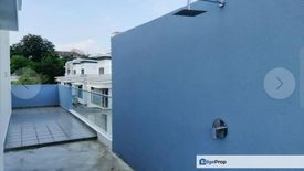 4 Bedroom House for sale in Batu Caves, Selangor