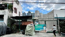 Land for sale in Cembo, Metro Manila near MRT-3 Guadalupe