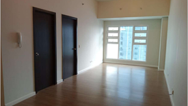 1 Bedroom Condo for sale in San Lorenzo, Metro Manila