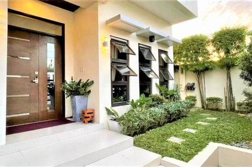 6 Bedroom House for sale in Marcelo Green Village, Metro Manila