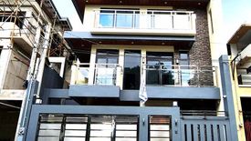 5 Bedroom Townhouse for sale in Barangay 42, Metro Manila near LRT-1 R. Papa