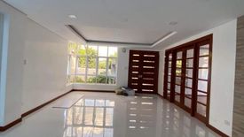 6 Bedroom House for sale in Commonwealth, Metro Manila