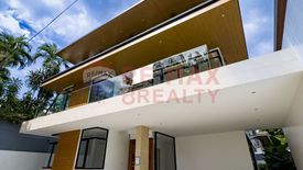 7 Bedroom House for sale in White Plains, Metro Manila