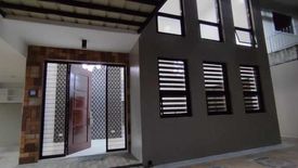 3 Bedroom House for sale in Moonwalk, Metro Manila