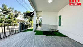 3 Bedroom House for sale in Tha Kham, Bangkok