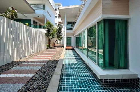 3 Bedroom House for rent in Khlong Toei, Bangkok