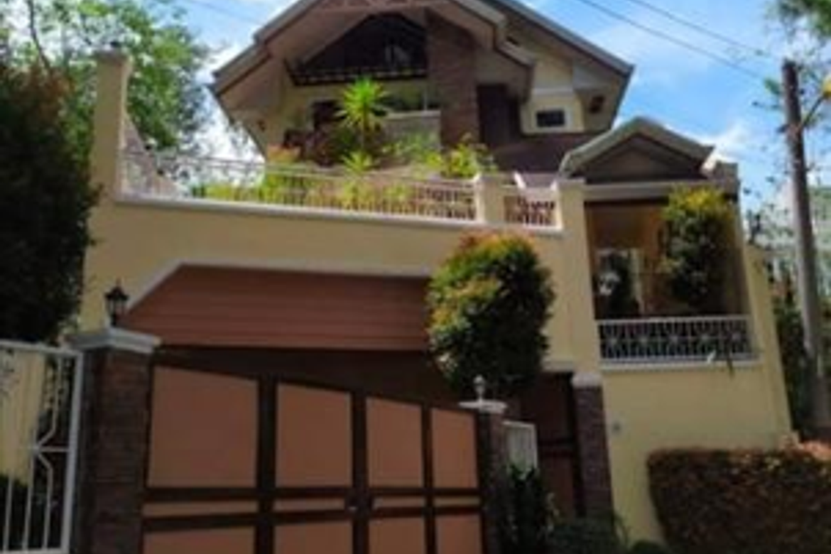 5BR House and Lot for Sale in Richgate Square Subdivision Phase 1