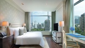 2 Bedroom Condo for rent in Oriental Residence, Langsuan, Bangkok near BTS Ploen Chit