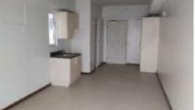 Condo for sale in San Lorenzo, Metro Manila