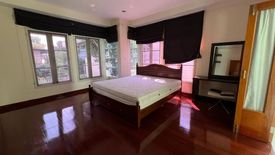 3 Bedroom House for rent in Khlong Tan Nuea, Bangkok